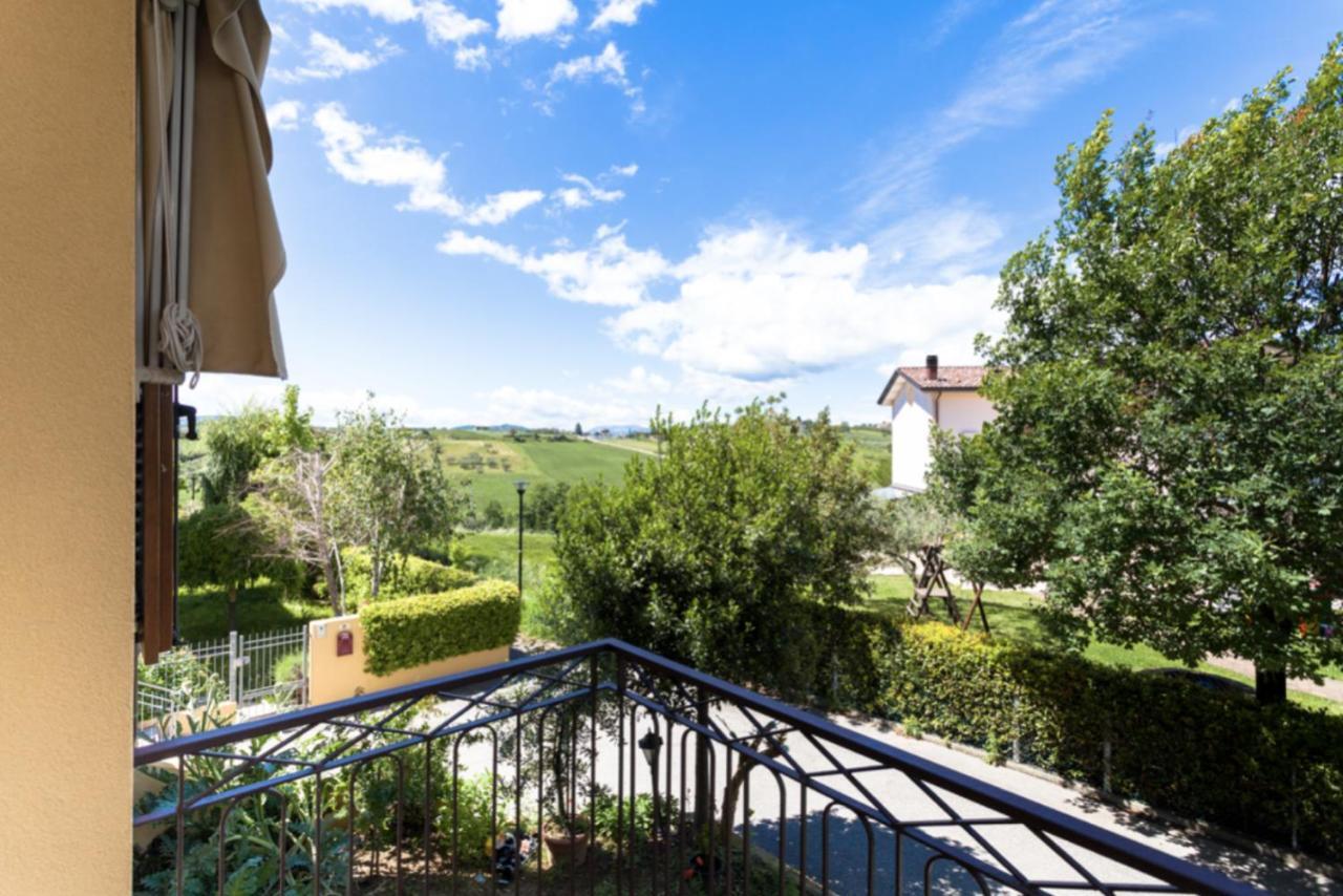 Relax In Collina Apartman Misano Adriatico Kültér fotó